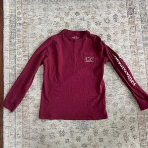 Vineyard Vines | Long Sleeve Football Logo Tee (S) 🏈